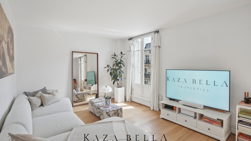 Montorgueil – Appartement de luxe 3 pièces avec balcon